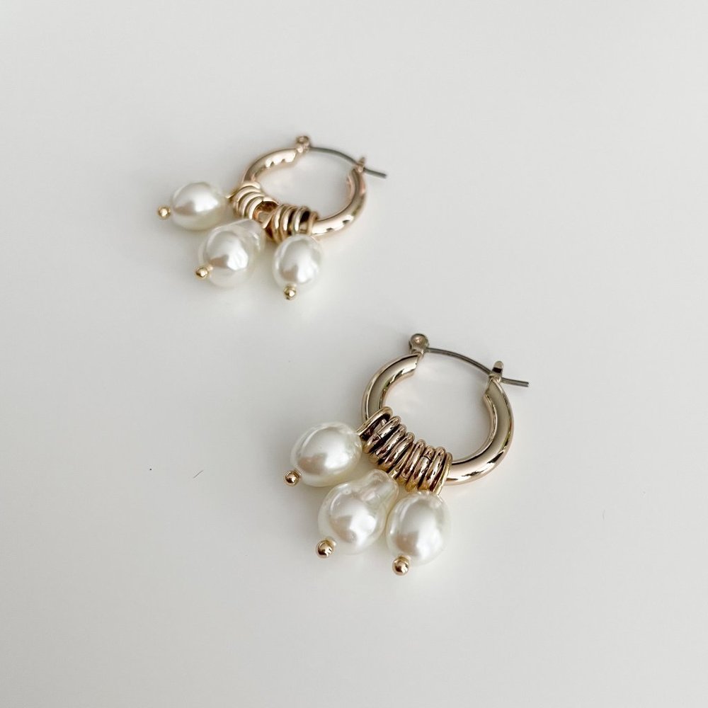 J. Crew Factory Small Pearl Hoop Earrings - Picture 2 of 3